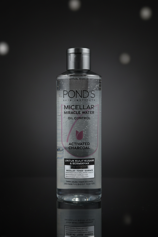 Pond's Oil Control Micellar Water – Product Shot