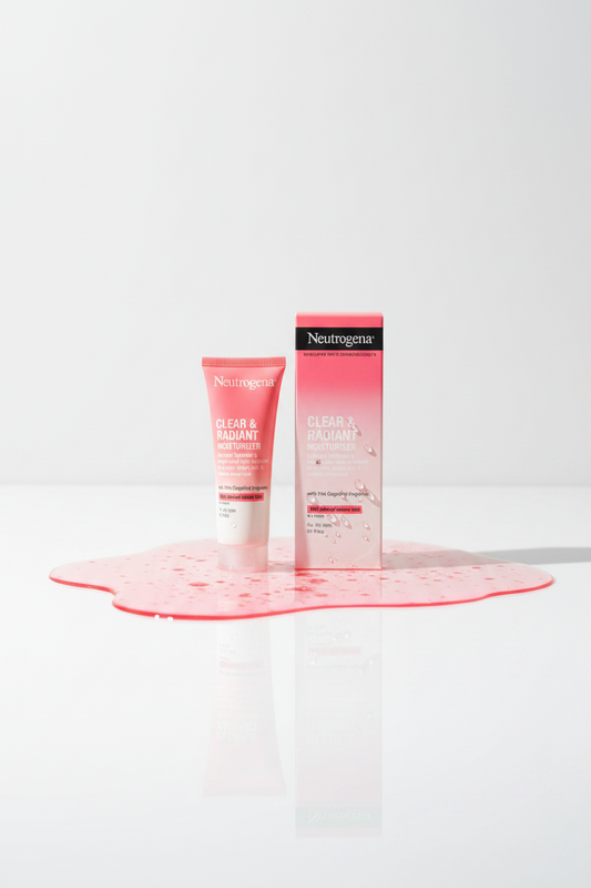 Neutrogena Radiant Oil-Free Moisturiser – Lightweight Daily Hydration